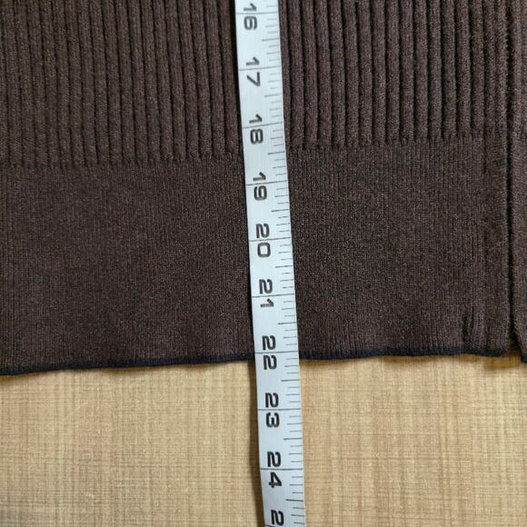 Varley Women's Full Zip Sweater Size Medium Dark Brown Ribbed Long Sleeves - Picture 7 of 8